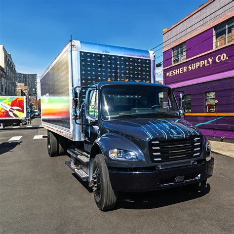 electric box truck|freightliner electric box truck.